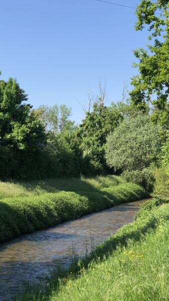 Dienstag 2 Stunden Wanderung
