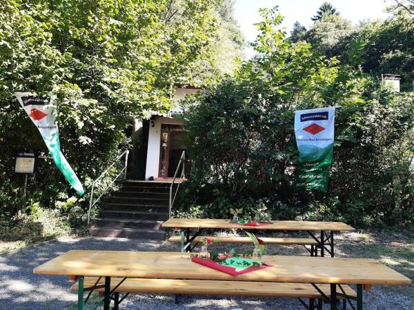 Wir wandern zum Sommerfest